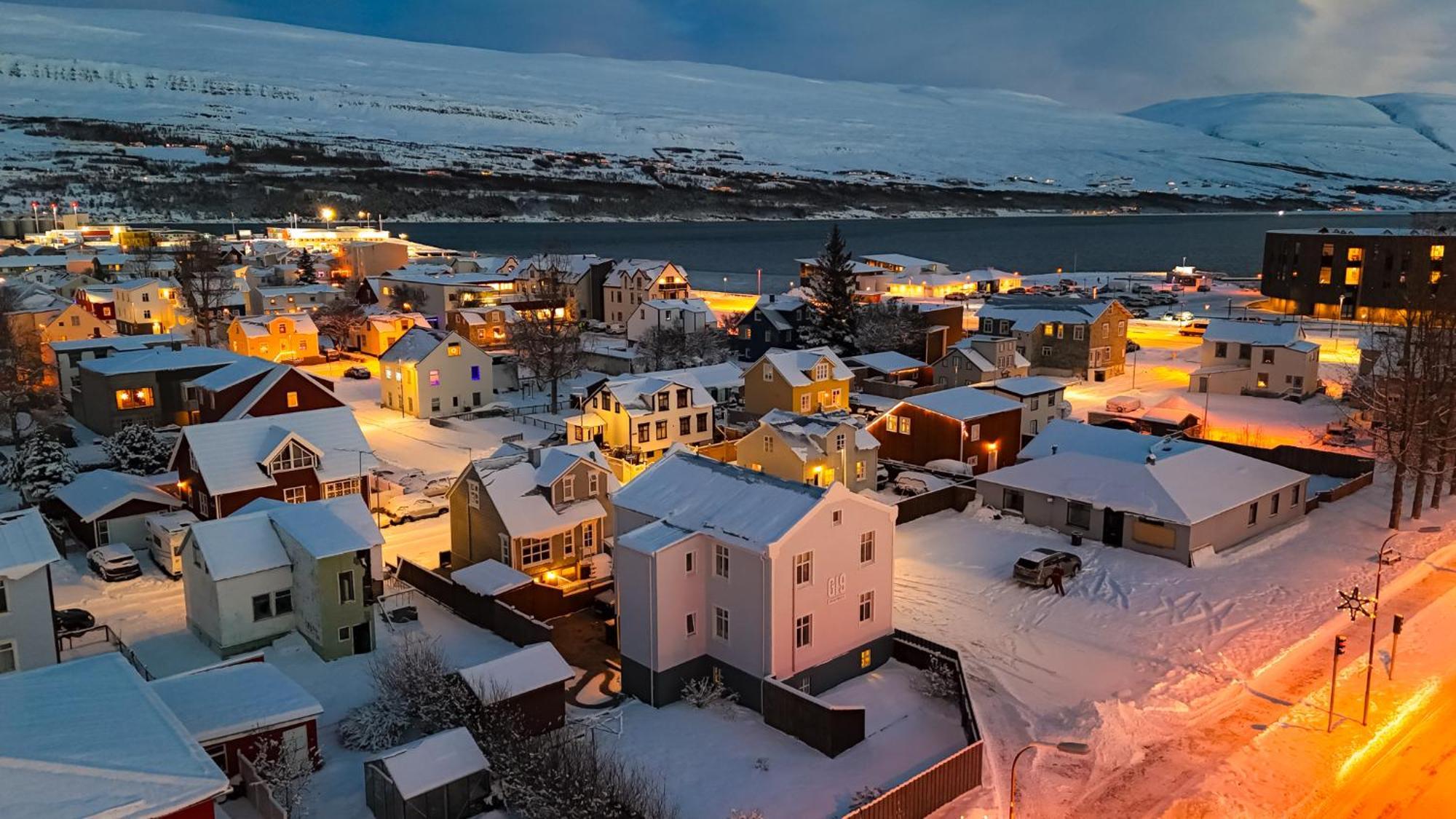 G19 Boutique Apartments Akureyri Bagian luar foto