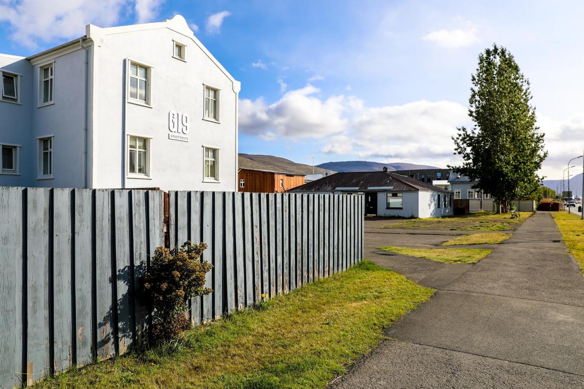 G19 Boutique Apartments Akureyri Bagian luar foto