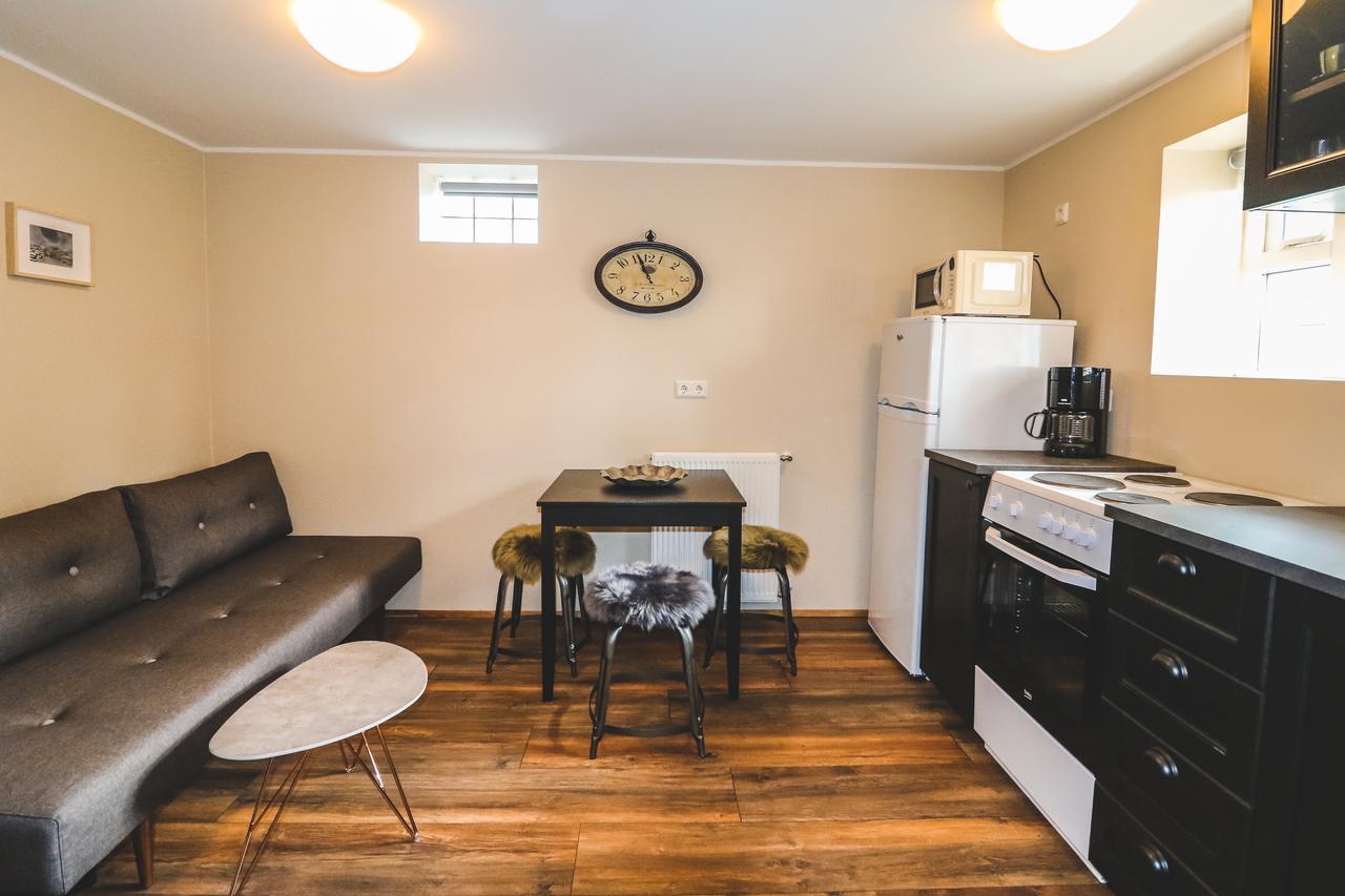 G19 Boutique Apartments Akureyri Bagian luar foto