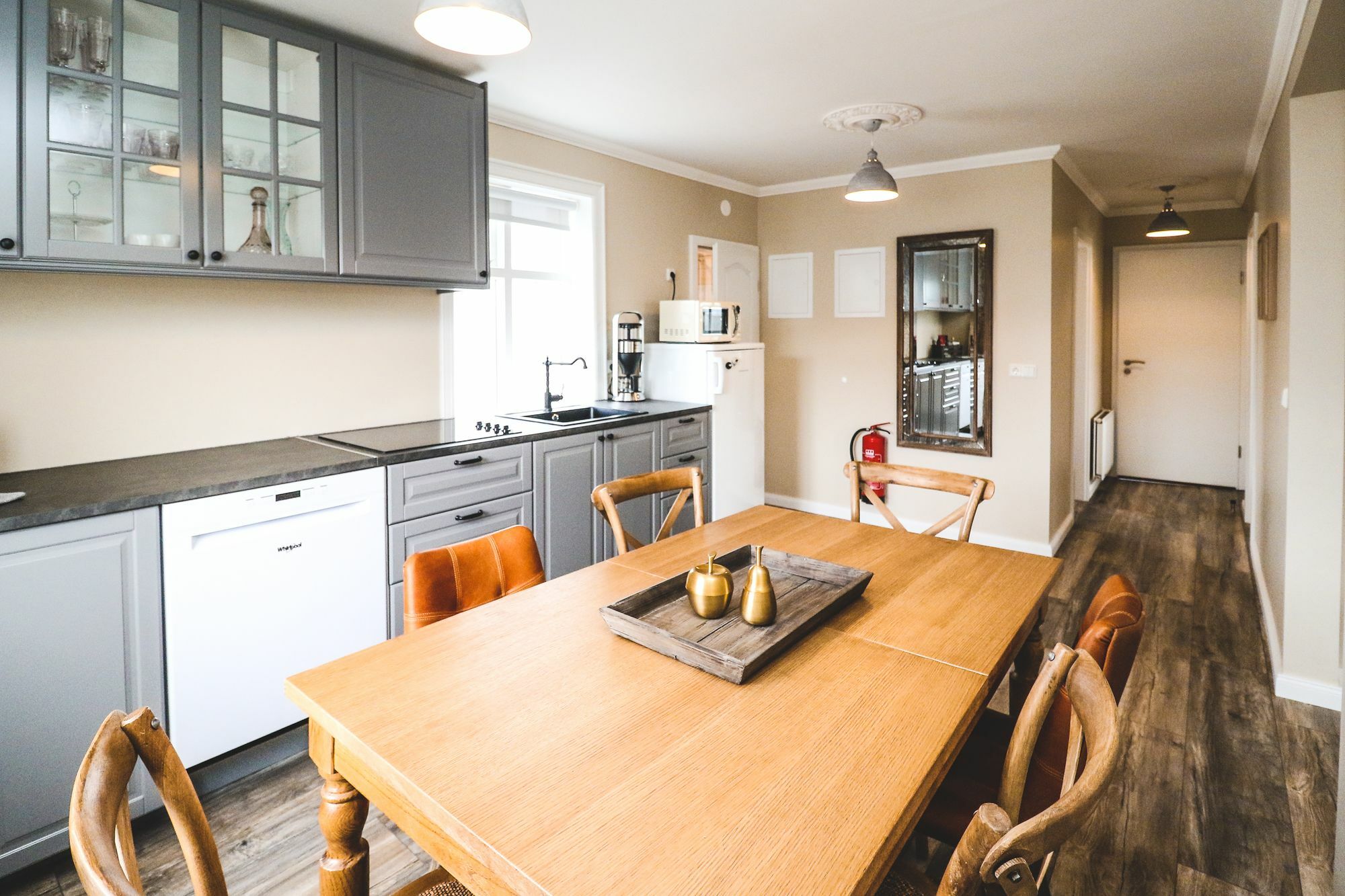 G19 Boutique Apartments Akureyri Bagian luar foto